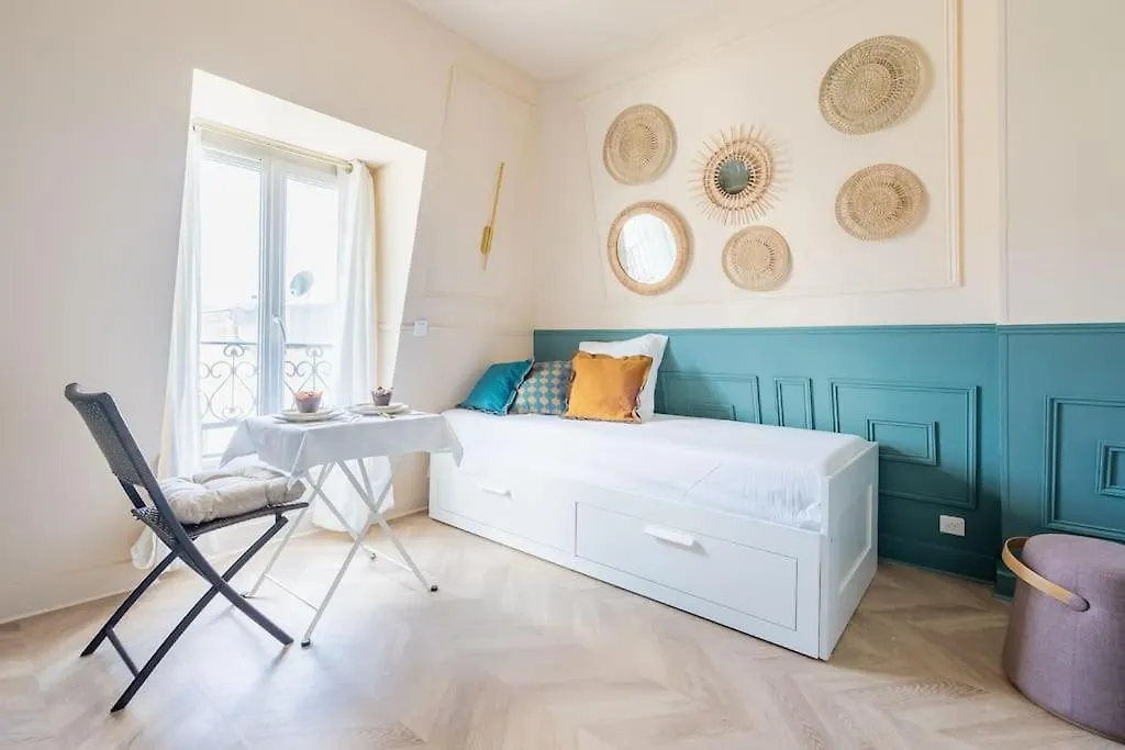 Studio Luxe Paris 0*,